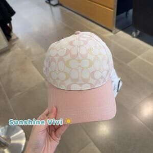 NWT COACH Baseball Signature Hat Unisex one size CEH64 CHALK/PINK